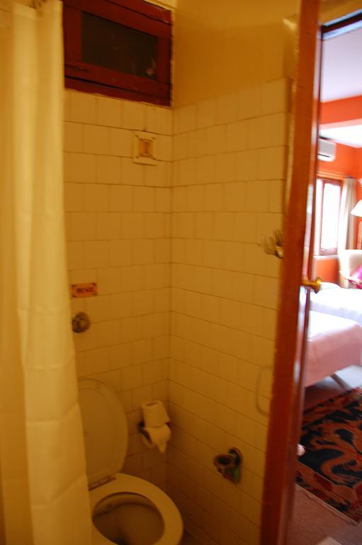 Hotel Mandap Kathmandu Zimmer foto